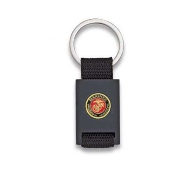 Llavero rectangulo negro + cinta negra