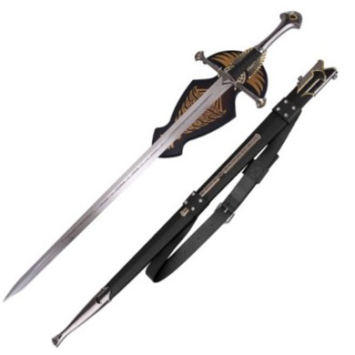 ESPADA ORNAMENTAL ANDÚRIL DE ARAGORN SERIE EL SEÑOR DE LOS ANILLOS COLECCIONISMO Y DECORACIÓN.